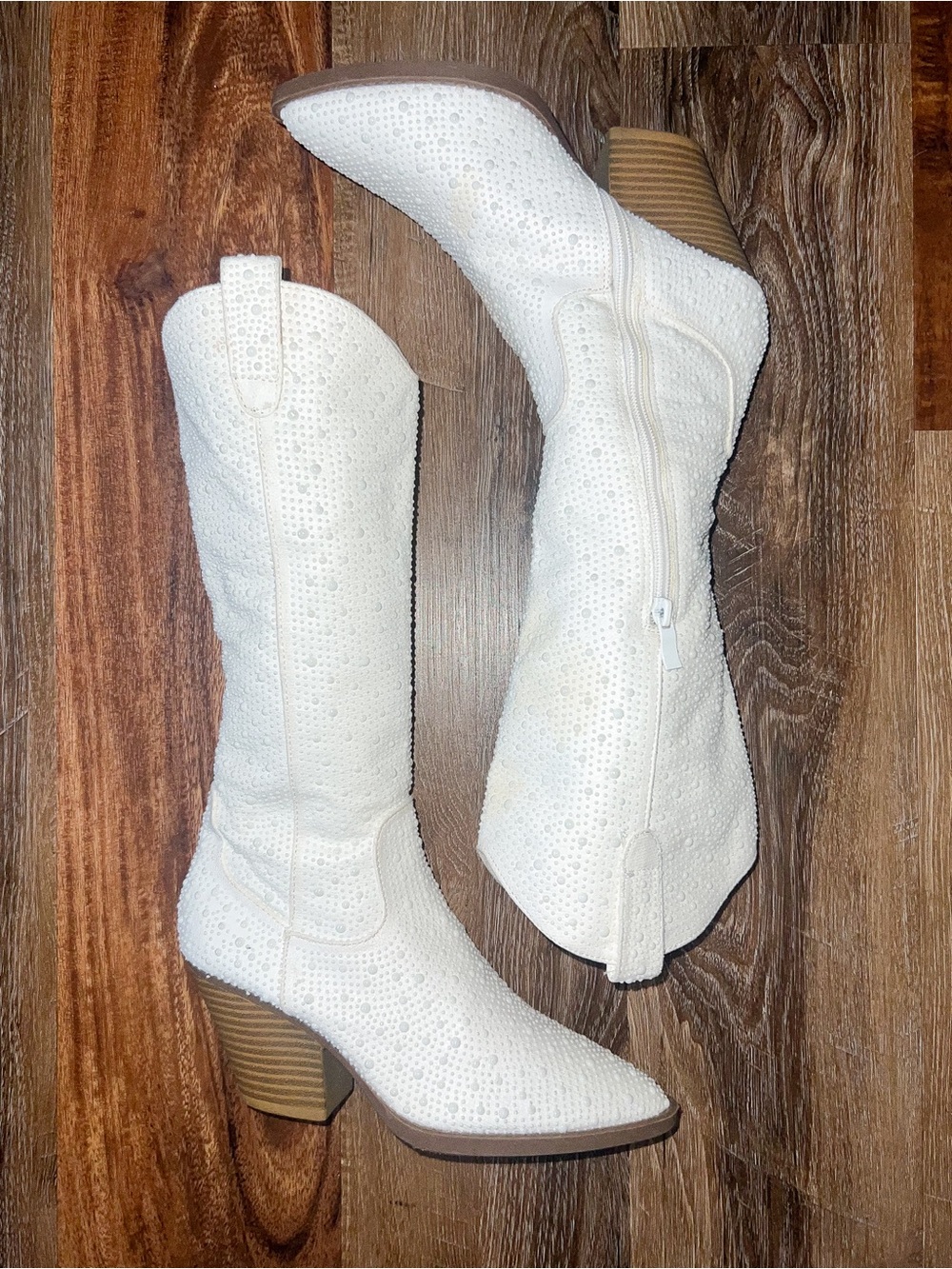White Faux Pearl Encrusted Knee High Western Cowboy Pointed Toe Boots, Size 5.5 - Picture 6 of 8
